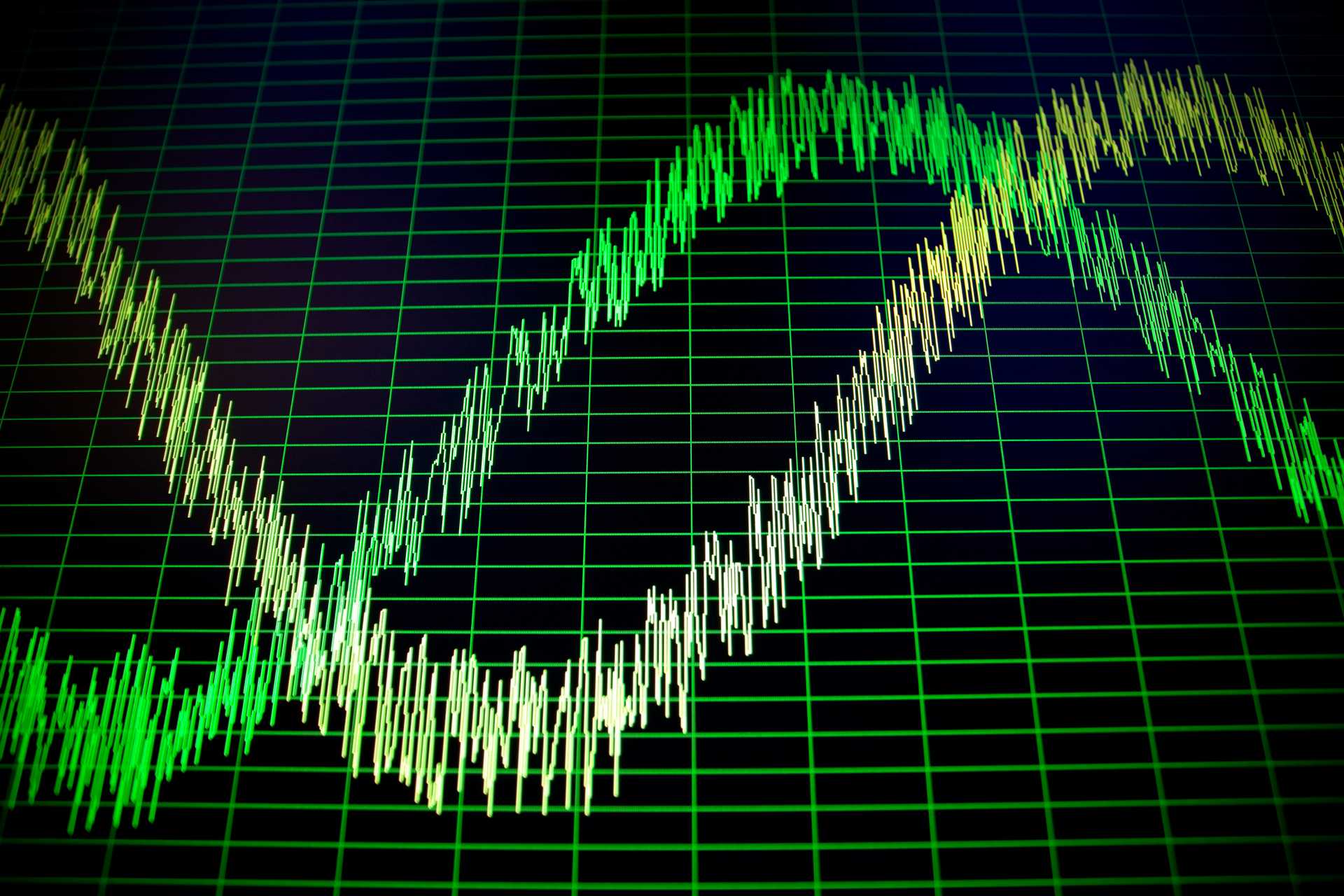 Real-Time Signal Processing Pipelines